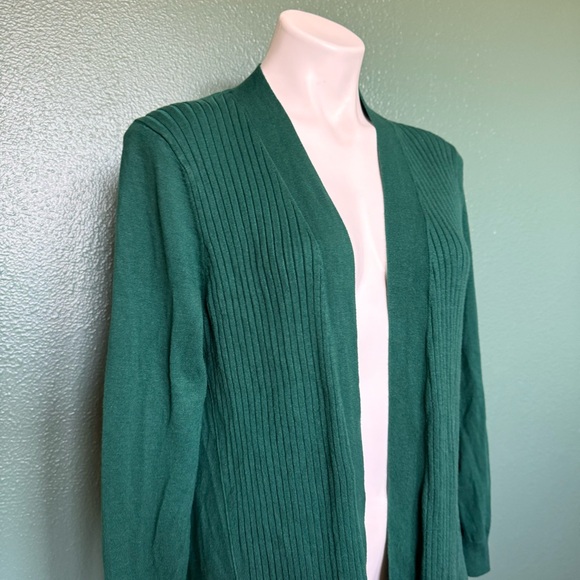 Liz Claiborne Emerald Green Long Sleeve Cardigan Sweater Flowy Top Fall Winter - Picture 5 of 9